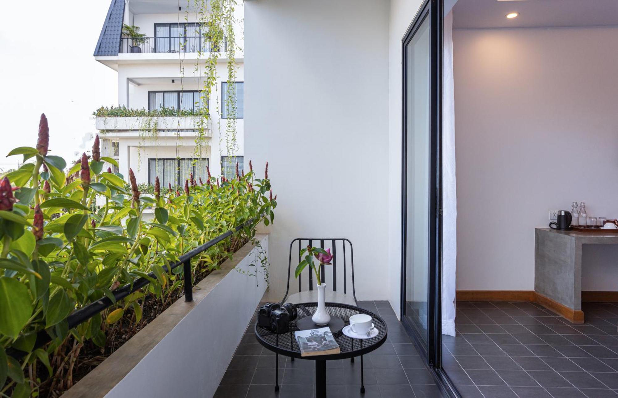 Grand Yard La Hotel 5*