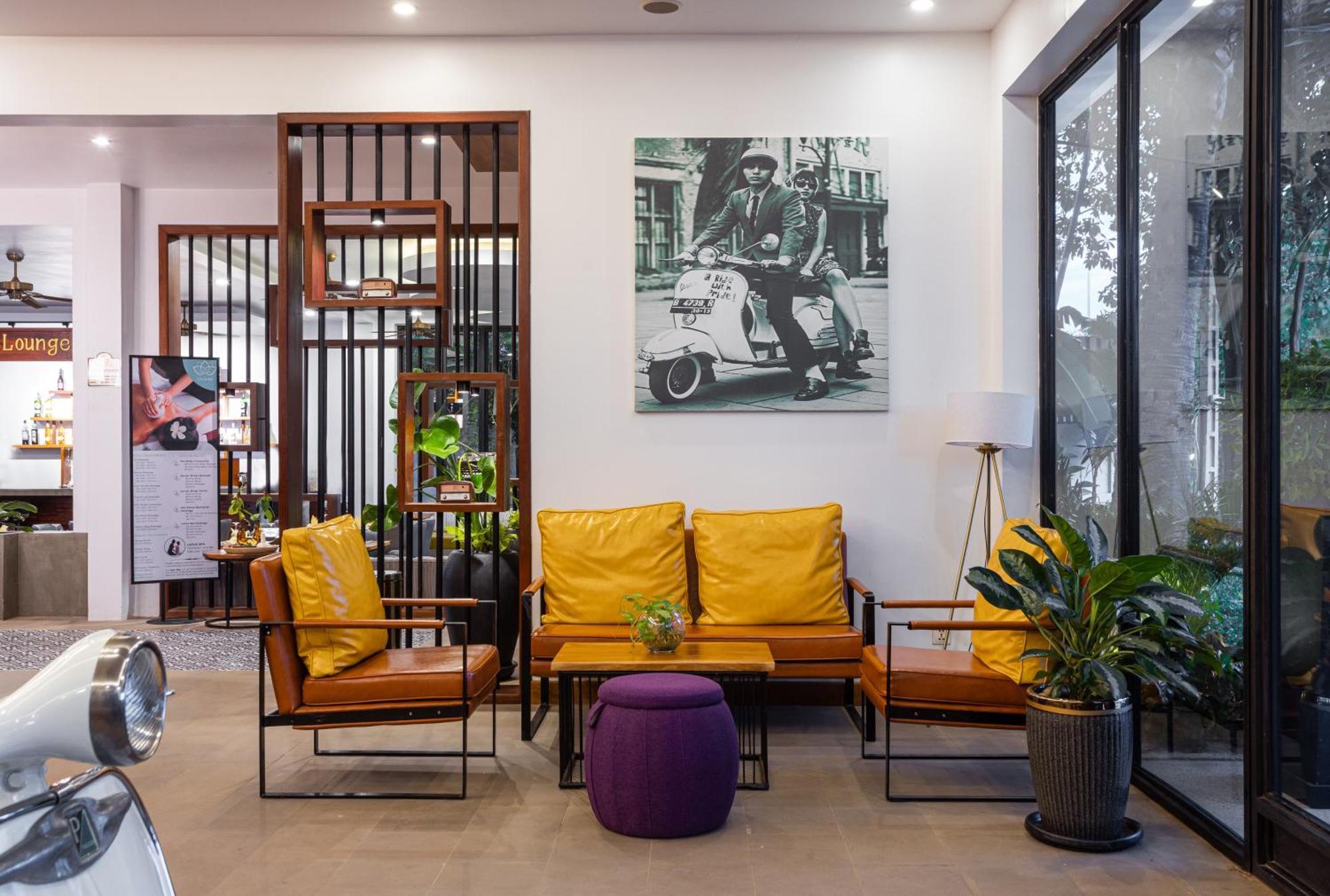 Grand Yard La Hotel